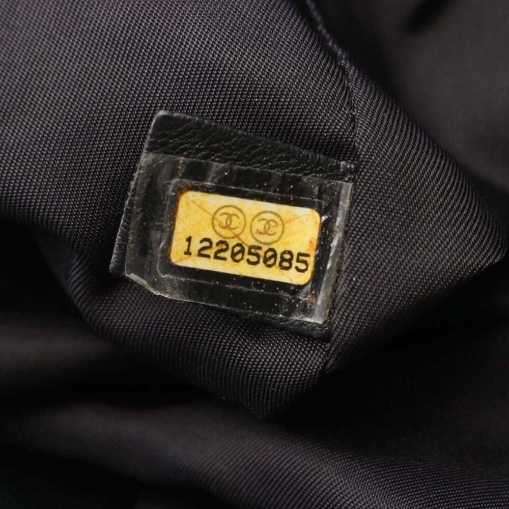 CHANEL Black Leather Tote Bag - Picture 5 of 11